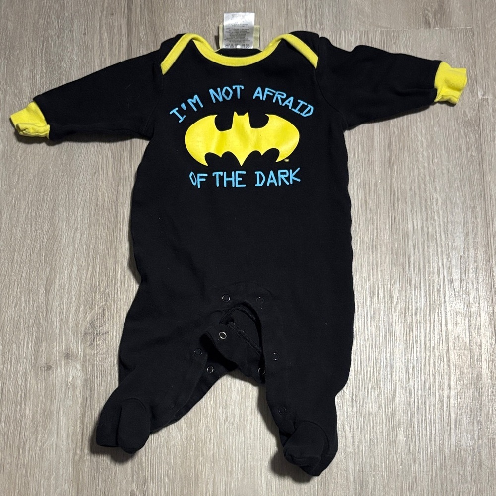 DC Comics Black and Yellow‎ Batman Kids Footie